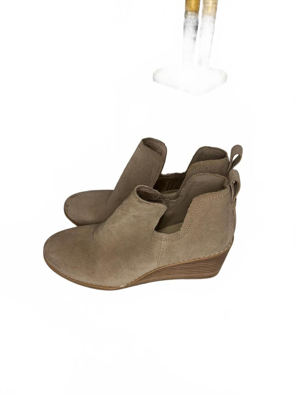Tom's Wedges Suede size 8 worn once